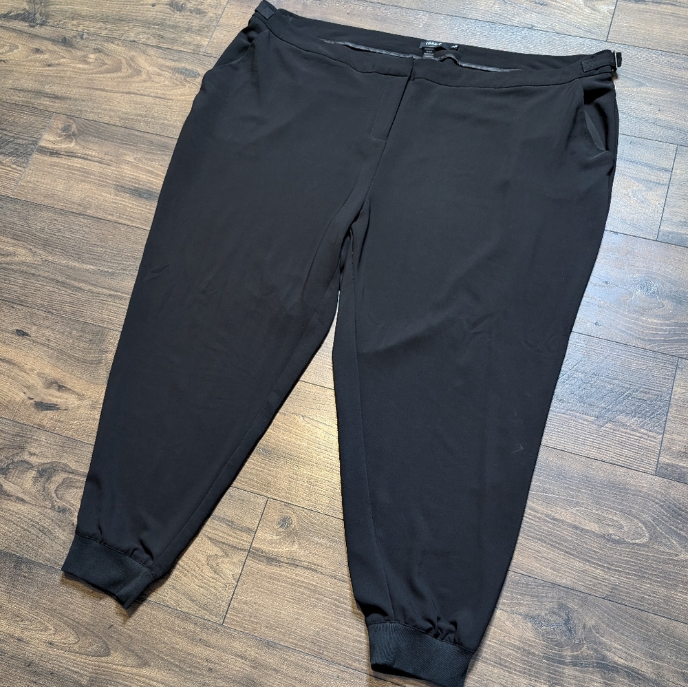 Torrid Black Pants Size 5‎